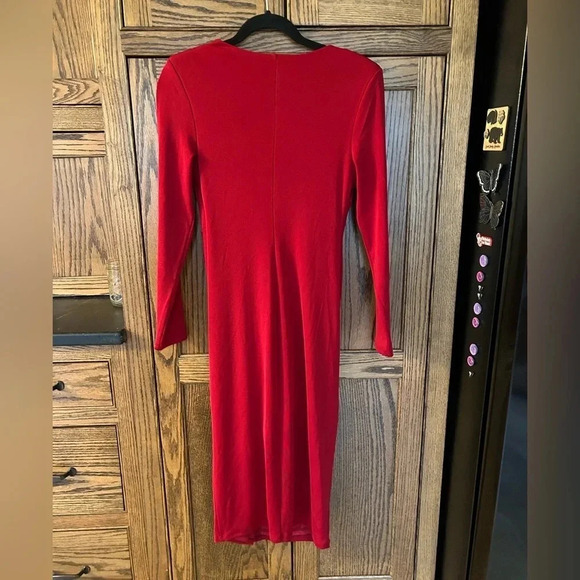Express | Red Long Sleeved Ruched VNeck Bodycon Mini Dress with a Split | medium - Picture 6 of 7